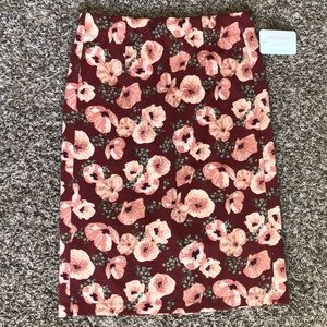 DOWNEAST Women’s pointe pencil skirt